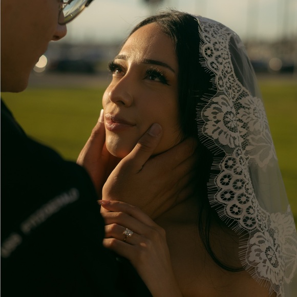 Meet your Posher, Stephanie - Picture 2 of 4